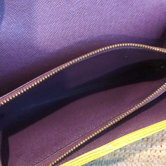 LOUIS VUITTON Yellow Epi Leather Porte Feuille Sarah Long Bifold Wallet CA1909 - Picture 7 of 17